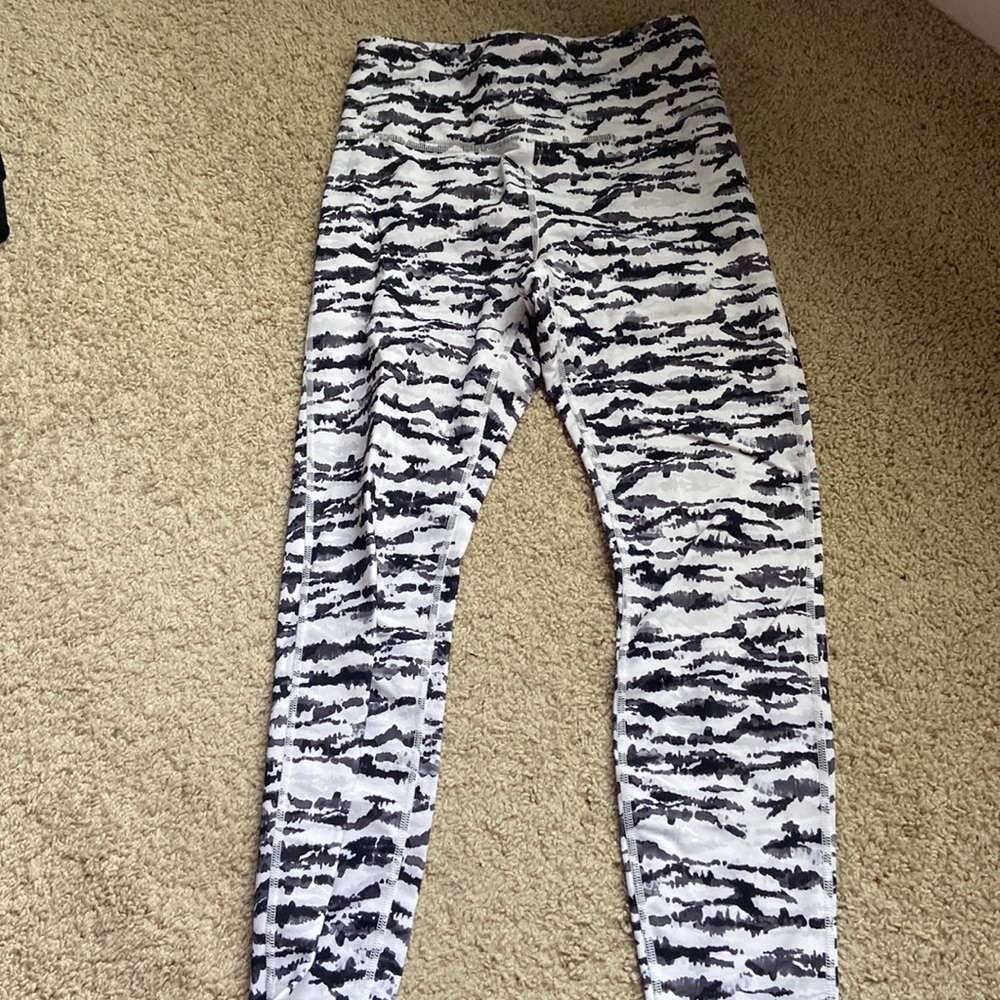 Fabletics size small, fleece lined leggings